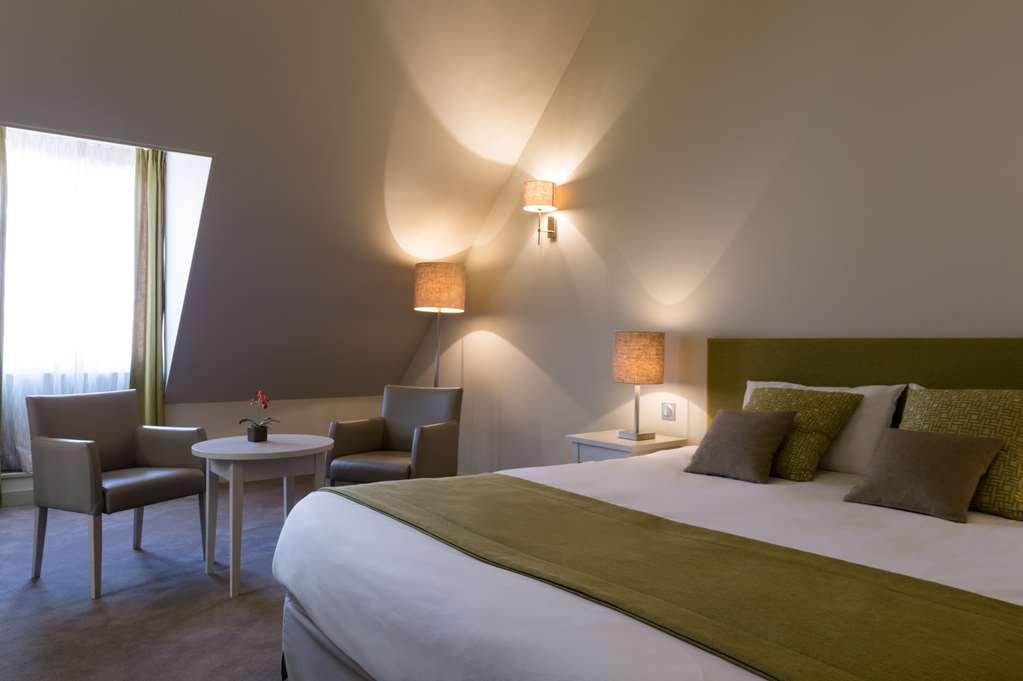 Ogaux Vieux Remparts Hotel Provins Værelse billede