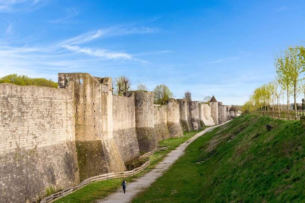 Ogaux Vieux Remparts Hotel Provins Eksteriør billede